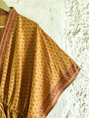 Gelbes langes maxikleid kaftan - maxikleid,